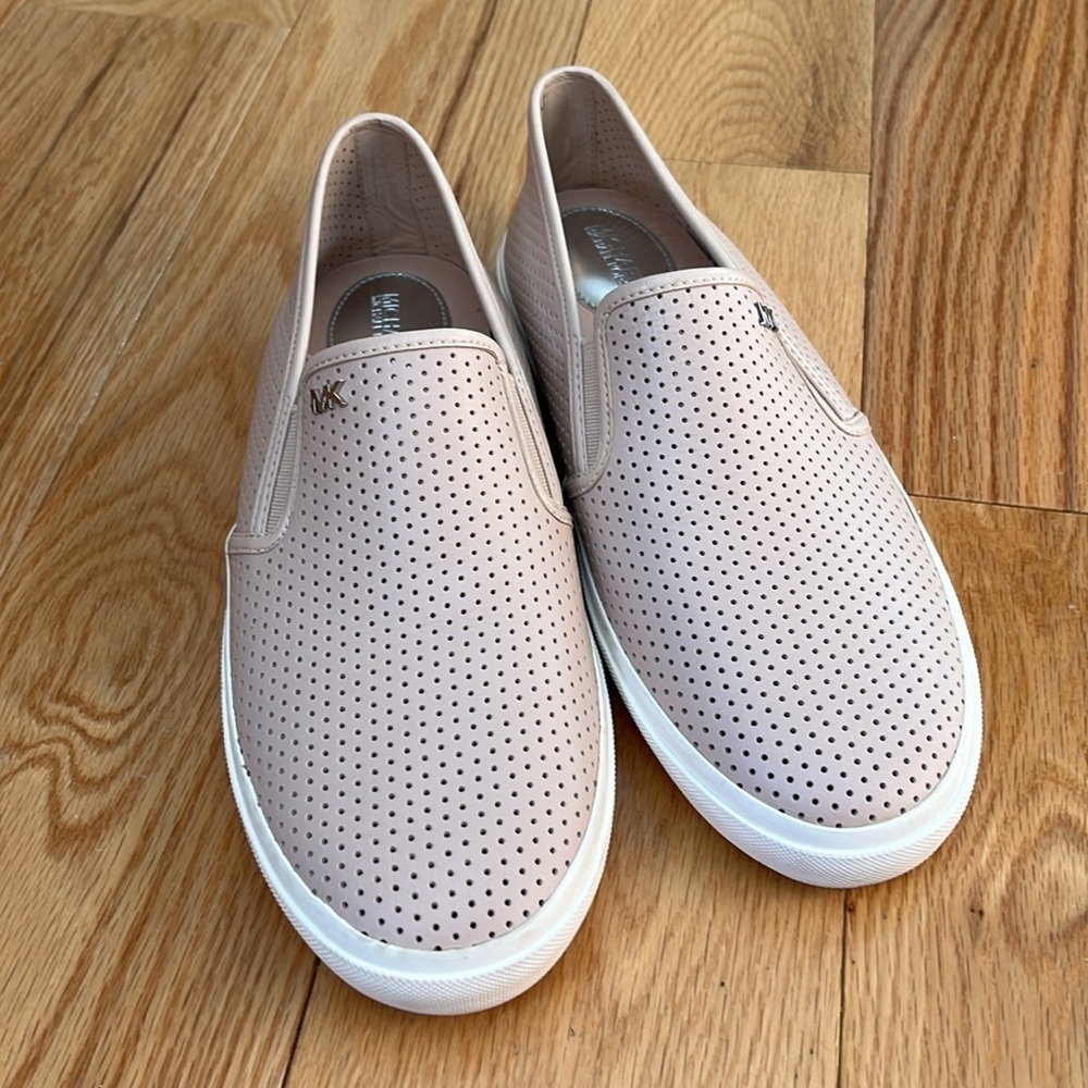 New Michael Kors Soft Pink 9.5 Boerum Double Gore Lasered Leather slip on shoes - Picture 5 of 10